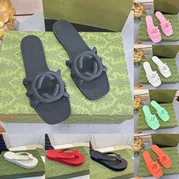 2024 Birleştiren Tasarımcı Yaz Ayakkabıları Terlik Jöle Kauçuk Out Slaytlar Slaytlar Düz Topuklu Flip Flip Flip Flip Flip Flops Çiçek Sandale Katırları Claquettes Kadın