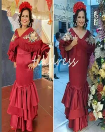 Vintage Flamenco Evening Dresses Mexican Theme 2024 Dark Red Shawl Cap Sleeve Spanish Prom Dress Tassel V Neck Mermaid Formal Engagement Party Gowns Robe Mariage