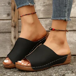 Retro Wedge Mule Pantoffeln Frauen Sommer PU Leder Plattform Sandalen Frau Plus Größe 43 Leichtes Slip Gladiator Schuhe 240410