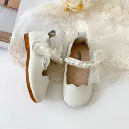 Mädchen Single Princess Schuhe Perle flache Kinderkinder Kinder Baby Bowknot Schuhe Frühling Herbst Hochzeitsfeier Geschenk 240416