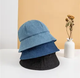 Kvinnliga Big S Timelimited Fashion Designers Hats Autumn and Winter Men Korean Sunscreen Sunbonnet Bucket Hat Antique Finish Vi2020367