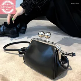 Bag Vinatge Shell Clip Women Shouder Bags Designer Wide Strap Handbags Luxury Pu Leather Chains Crossbody Lady Small Purses 2024