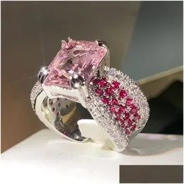 Bandringe schöne rosa cz Zirkon Diamantstein für Frauen Mädchen Schöne elegante Liebe Luxusdesigner süßer großer quadratischer chinesischer Finger Ring DHB2Y