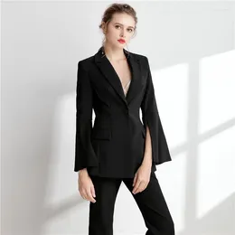Kadınlar iki parçalı pantolon bölünmüş zarif çan kolu kırmızı pembe siyah beyaz blazer ceket düğmesi yüksek bel parlama takım elbise moda ofis bayanlar