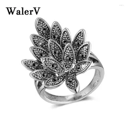 Cluster Rings WalerV For Women's Classic Retro Wind Thai Ring Black Flowers Shape Charm Prom Party Jewelry Finger Gift