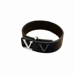 luxury Designer Men's Leather Bracelet Bangle BlackWith Original Brand Box Men Birthday Gifts Bangle Designer Hand Jewelry Christmas Fi Style Gif a6mG#