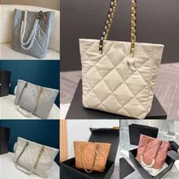 Série de bolsas de moda Cadeia 2024B Designer Lingge Bag Tote NOVO 19 ombro de compras de ombro GGGUV GGGUV