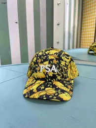 Marka dzieci designerskie czapki złoto wzorzyste wzór dziecięcego kapelusz słone rozmiar 3-12 lat opakowanie pudełka wysokiej jakości chłopcy ball cap 24 kwietnia