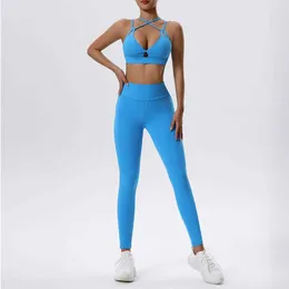 Kvinnors träningsdräkter Kläder 2 stycke Kvinnor Tracksuit Athletic Wear Pilates Fitness Suit Gym Träning Push Up Clothes Bra Leggings Suit Y240426