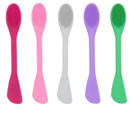 Máscara facial de silicone Brush de cabeça macia com raspador integrado filme de lama de uso duplo pincel Diy Ajustando a beleza da ferramenta de beleza