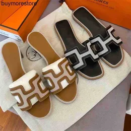 Designer Sandalen Orans Pantoffeln Echtes Leder Frauen Sommer Beach Flat End für die Übereinstimmung mit Reiseberechnen Berühmtheit