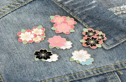 Cartoon Kirschblütenöl -Tropfen -Pins Emaille Rosa Blumen Sakura Broschen für Unisex Rucksackkragen Badge Accessoires Whole5806773