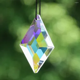 التماثيل المزخرفة 63 مم AB arhombic الكريستال معلقة قلادة الزجاج فن المنشور Suncatcher صانع قوس قزح صانع في الهواء الطلق ملحقات الحديقة في الهواء الطلق