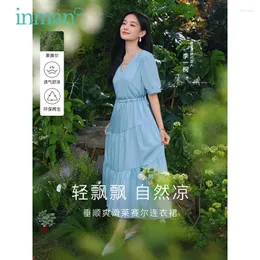 Платья для вечеринок Inman Женщины платье 2024 Лето-слойная рукава дизайн v nece a-образной шнурки пояс французская литература зеленая синяя черная юбка