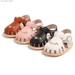 Sandálias de verão sandálias de bebê bordados sapatos pré -escolares de pré -escola de solteiro Slip PU Baby sapatos Primeiro passo Walkerl240429