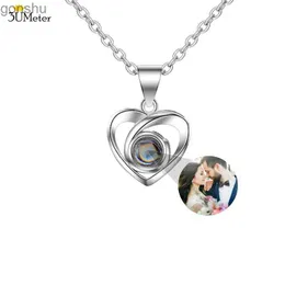 Pendant Necklaces 2024 New Customized Photo Projection Necklace Personalized Photo Necklace Womens Zircon Heart shaped Pendant Necklace Memory JewelryWX