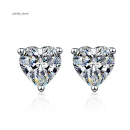 2023 Luxus feiner Schmuck Diamant Stift Ohrring Herz Form 1CT VVS Moissanit Ohrringe Splitter Hochqualität 925 Silber Classic