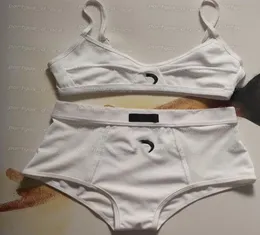 Womens Wire Bras Comfortable Sports Underwear Set Fashion Brief Bra Vintage Black White Lingerie4531815