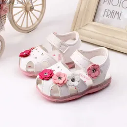 Sandálias baby menina liderada sandálias verão doce bebê sapatos de criança moda flor sandals de princesa de bebê mole