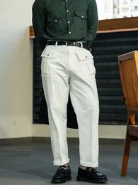 Pantaloni da uomo casual italiano migliorato migliorato dritta tascabile con motivo a spina di pesce bianco.