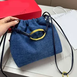 Tasarımcı pouf yumuşak koyun derisi bulut çantası mini vlogo imza çanta kadınlar altın gümüş omuz crossbody çanta denim çizme el çantası klasik cep telefon çantası 240429