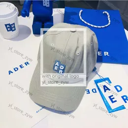 Ader Error Hat 2024 Новая квадратная трехмерная буква вышита на утином языке для утиного языка мужская и женская минималистская бейсбольная шляпа 4560