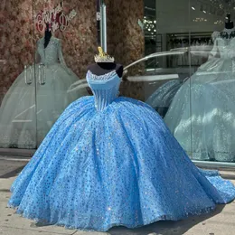 Sky Mavi Kapalı Omuz quinceanera elbise için Sweet Girl Sequined Boncuklu Kristal Tull Graduatin Partisi Balo Dress Vestidos De 15 Anos