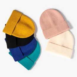 Stickad hatt för kvinnor, mångsidig och minimalistisk ullhatt för män, koreansk version fast färglättskort kall hatt