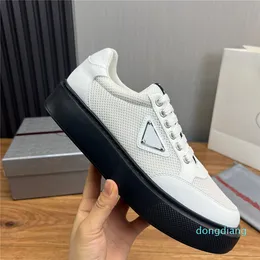 15A Fashion Shoes-Accessoires Dreieck Dicke Boden Anti-Rutsch-Gleitschneidemarben-Sportswear-Marke Designer Leather Leisure Man Network Technologie Breathe Treely Running