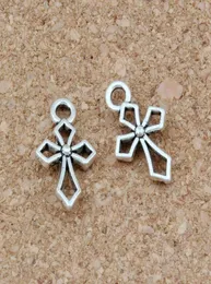 200pcslots антикварные серебряные сплавы Hlollow Cross Christian Charm подвески для ювелирных изделий для выводов браслетного ожерелья 10x17 мм A273434092