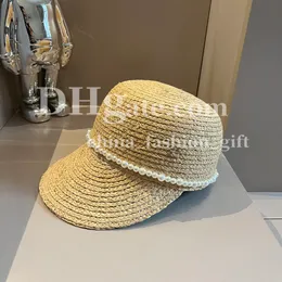 Designer Straw Hat Women Beach Boina elegante Chapéu decorado com pérolas para senhoras de palha feita de palha de férias de férias de férias