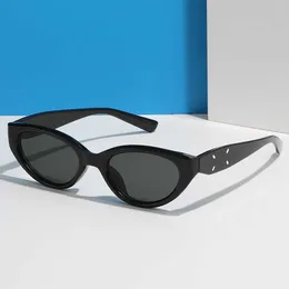 Designer Solglasögon 2024 Co märkesvarade nya solglasögon Kvinnliga solglasögon Male GM Cat Eye Tiktok samma stilstjärna Fashion Sunscreen