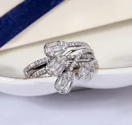 14K biały złoto Fl Dimond Pierścień dla kobiet Fine Bizuteri Nillos de Wedding z poduszką Cyrkoni Clear Stoh 14K Złote Pierścienie Biżuteria 58867768