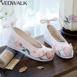 Casual Shoes Veowalk broderat kvinnor Bomullsduk Inside Platform Vintage Chinese Style Ladies Strappy Costume