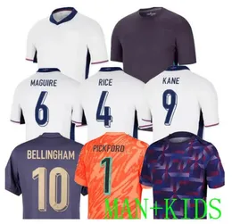 2024 Toone Soccer Jerseys Englands 150º aniversário Bellingham Kelly Football Shirt Mead Kane Sterling Rashford Sancho Grealish Men Kit Kit Pre Match Pickford