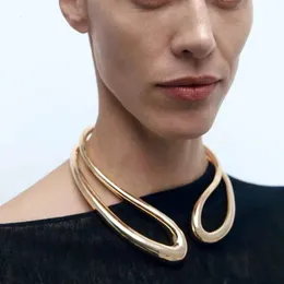 Za Golden Plated Geometrische unregelmäßige Metallkragen Offene Halskette für Frauen Armband Stilvoller übertriebener Schmuck 240429