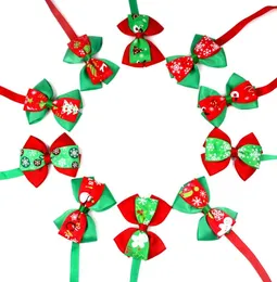 Abbigliamento per cani 60Pclot Christmas Holiday Pet CAT CAT Dog Collar Wok Coke Calco regolabile Capo Accessori per la toelettatura Dog Accessori per animali domestici S6016819