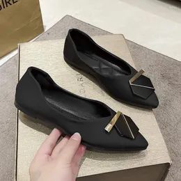 Casual Shoes Black Square Head Shallow Woman Loafers Spring Autumn Fashion Women Slip On Plaid Cloth Pearl Flats