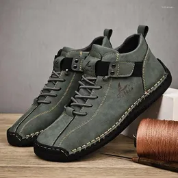 Sapatos casuais de tamanho grande de couro artesanal Design tênis de tênis homem respirável botas de tornozelo ao ar livre