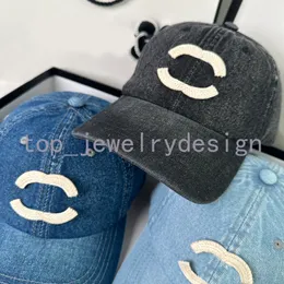 Hot Styles Ball Caps Дизайнерская шляпа мужчина женщин роскошные холст ткань дизайн дизайн бренд печать бейсболка три цвета sunhats hatband на открытом воздухе спорт