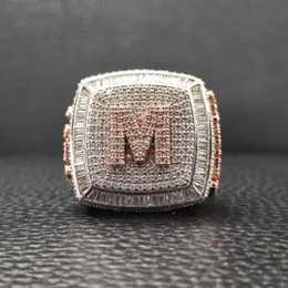 Superbo 18 kt rose in oro rosa coltivata coltivata taglio bianco diamante con borchie vvs chiarezza uomo hip hop hop anello incredibile con look esclusivo