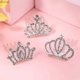 Akcesoria do włosów 1 kawałek 1,5-calowej kryształowej księżniczki Crown Combiet Dziewczęta Dziewczęta Childone Rhinestone Head Scarfar Clip Firma Ubranie Akcesoria Urodzin