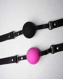 最高品質のオープンマウスギャグシリコーンボールギャグBDSMレザーハーネスギャグセックスおもちゃストラップボンデージギアSMセックス製品セックスショップ