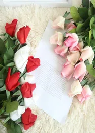 Längd 56 cm verklig beröring Artificiell siden Rose Bud Simulation Rose Flower Home Decor Wedding Hand Holding Bride Fake Wreath Bouquet1129747