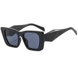 Occhiali da sole designer vintage Donne popolari Triangle Man Sun occhiali Gafas de Sol Eyewear versatile Lettera classica Elite Shades Beige 2024 New MZ131 H4