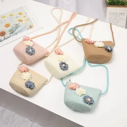 Girls Crossbody Bag Floral Rattan Mini Shoulder Summer Straw Beach Kids Casual Messenger Bags Children Handbag 240429