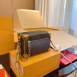 Designer de luxo de alta qualidade Saco de caixa macia, design exclusivo e clássico, quadrado pequeno, leve e versátil e versátil sacos de 18 cm