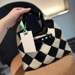 Desigenr Bag Diamond Check Color Knitt