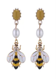 Brincos de abelha amarela de designer de ouro para mulheres Bee Pearl Bee Bee Dangel Long Style Stud Brinculhing Jewelry Gifts for Women 2574043