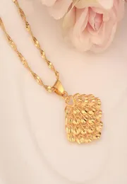 GF GILLO GOLD GOLDE DUE PC SET LANCARIO COREANO LANCE PENDANTI ORESCINE BLING BLING HEGGGING EARRINGE PENDANTI 3913525